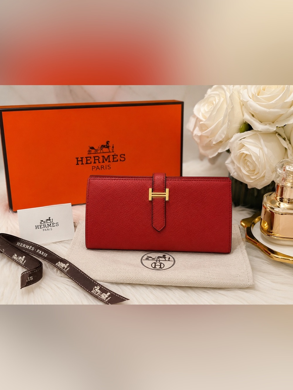 Red Luxury Long Wallet - Elegant Leather Organizer